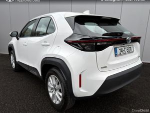 Toyota Yaris Cross YARIS CROSS LUNA 4DR AUTO - Image 3