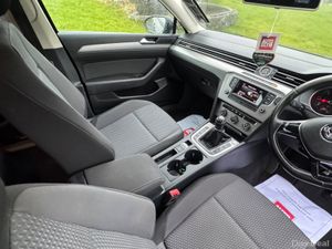 Volkswagen Passat 2015 diesel - Image 2