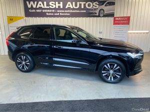 Volvo XC60 B4 MOMENTUM 5DR AUTO - Image 3