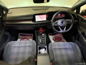 Volkswagen Golf GTD 200BHP TDI S-A DSG - Image 3