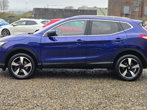 Nissan Qashqai 2017 High Spec N-Connecta Model - Image 4