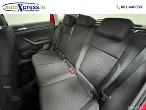 Volkswagen Polo 1.2 TSI Automatic - Image 4