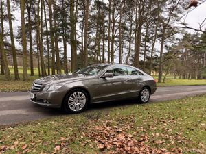 Mercedes-Benz E-Class 2011 - Image 3