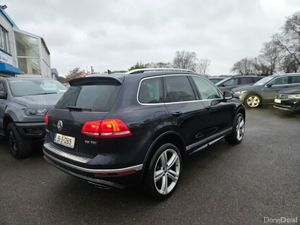 Volkswagen Touareg R Line 3.0tdi 262BHP V6 5DR Aut - Image 2