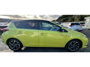 Toyota Auris 1.8L Petrol-Hybrid Automatic (1913) - Image 4