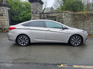 Hyundai i40  ( NCT and TAX )!! - Image 4