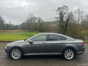 Volkswagen Passat 2015, Highline , - Image 2