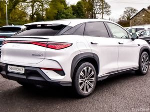 BYD SEALION 7 Comfort 482km Range - Image 2