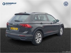 Volkswagen Tiguan Estate Life - Image 4