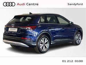 Audi Q4 e-tron 45 SPORT - Image 3