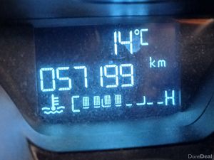 Ford Fiesta 2015 1.2 ZETEC 5dr - ONLY 57k Klms FSH - Image 4