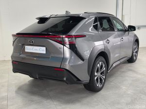 2024 Toyota bZ4X 71.4 kWh Motion - Image 4