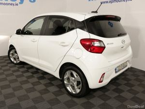 Hyundai i10 DELUXE 1.0L PETROL HATCHBACK - Image 4