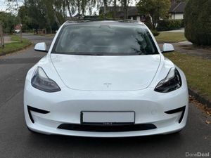 211 Tesla Model 3 Long Range - Image 2