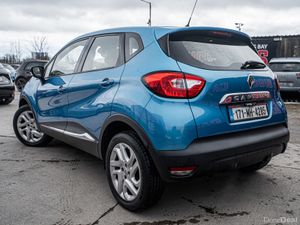 2017 Captur 0.9 petrol/FSH/New NCT/1yr warranty - Image 3