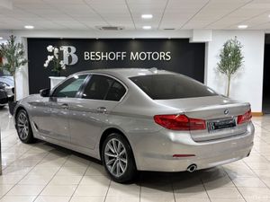 BMW 5-Series 520d SE AUTO=LOW MILES//IVORY INTERIO - Image 4