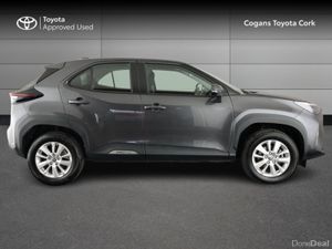 Toyota Yaris Cross YARIS CROSS LUNA - Image 3