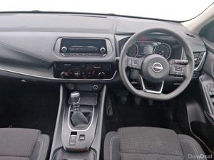 Nissan Qashqai 1.3 PET MILD HYBRID XE - Image 2
