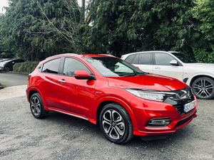 Honda Vezel 2020 1.5 Hybrid Auto 10K KM ONLY - Image 3