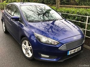 Ford Focus 1.5 TDCi  Zetec PowerShift - Image 4