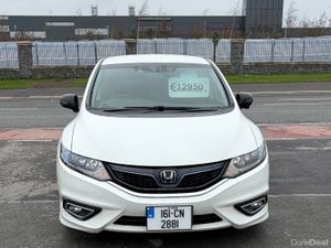 2016 Honda Jade 1.5 Hybrid 6 Seater - Image 2