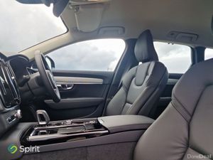Volvo V90 V90 T6 AWD Plus (Dark Theme) Full Leathe - Image 4