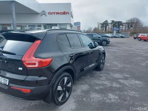 Volvo XC40 RCHRG PLUS 5DR AUTO - Image 3