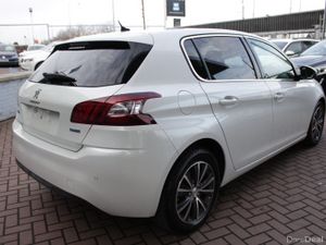 2017 PEUGEOT 308 - Image 4