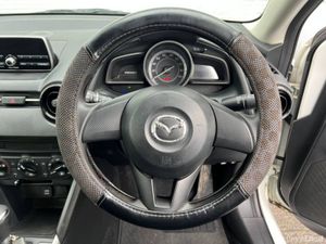 Mazda Demio 1.3 SKYACTIV // 15" DIAMOND CUT ALLOYS - Image 4