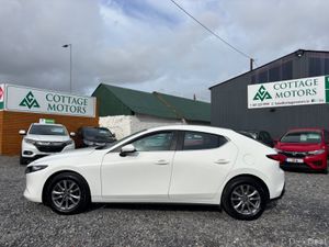 Mazda Mazda 3 SAT NAV *LOW MILEAGE* - Image 2