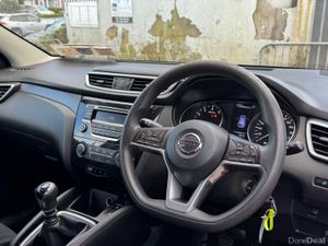 Nissan Qashqai Petrol High driving position - Image 4