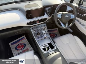 Hyundai Santa Fe PREMIUM 1.6 PETROL PLUG IN HYBRID - Image 2