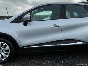 Renault Captur 2015 - Image 2
