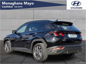 Hyundai Tucson EXECUTIVE 1.6 DIESEL 5DR - Image 3