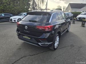 Volkswagen T-Roc SEL - Image 4