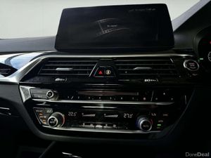 BMW 5-Series 2.0 Automatic - Image 4