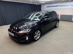 Volkswagen Golf GTI - Image 4