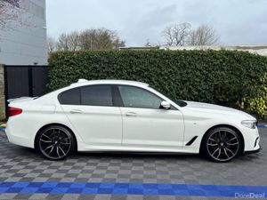 BMW 5-Series 523d M-SPORT COMPETITION 2.0 // LEATH - Image 2