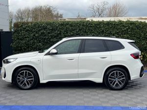 BMW iX1 EDRIVE20 M-SPORT ** AS NEW ** // 2100 KM / - Image 3