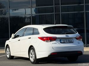 Hyundai i40 Comfort 1.7 Diesel - Image 3