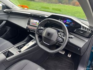 Peugeot 308 ALLURE 1.5 HDI AUTO 130bhp - Image 3