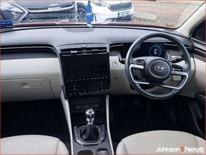 Hyundai Tucson 2WD Executive Plus w 2 Tone Roof - Image 3