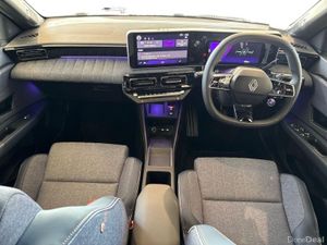 Renault 4 techno 52kWh 150hp - Image 2