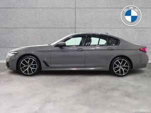 BMW 5-Series 545e xDrive M Sport Saloon - Image 4