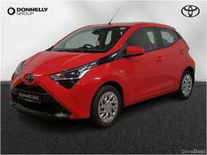 Toyota AYGO Hatchback X-Play - Image 4