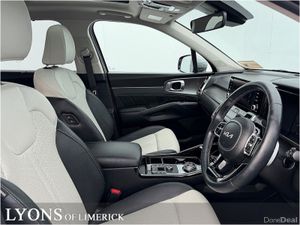 Kia Sorento 1.6 PHEV K3 4X4 7 seats - Image 2