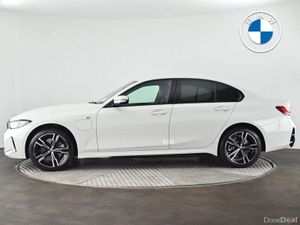 BMW 3-Series 330e M Sport Saloon - Image 3