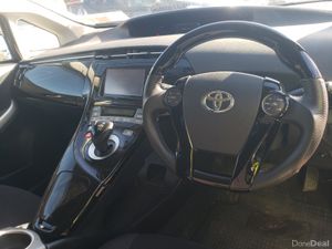 Toyota Prius 2015 - Image 3