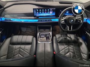 BMW i7 xDrive60 M Sport - Image 4