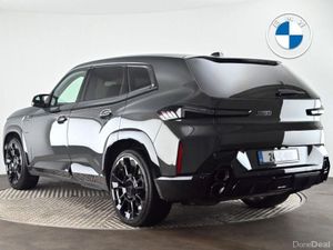 BMW XM 50e - Image 2